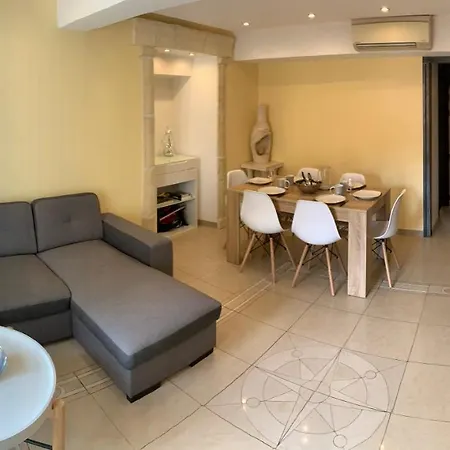 Les Pieds Dans L'eau ! Collioure