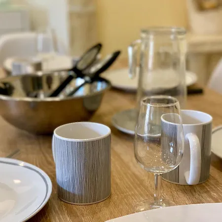 Les Pieds Dans L'eau ! *