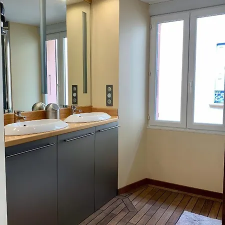 Les Pieds Dans L'eau ! Collioure