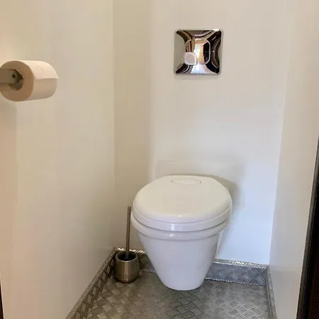 Daire Les Pieds Dans L'eau ! *